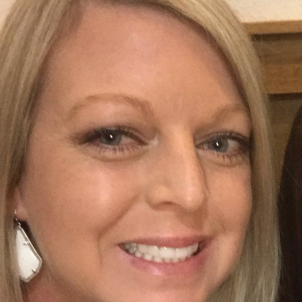 Meet your Posher, Crystal